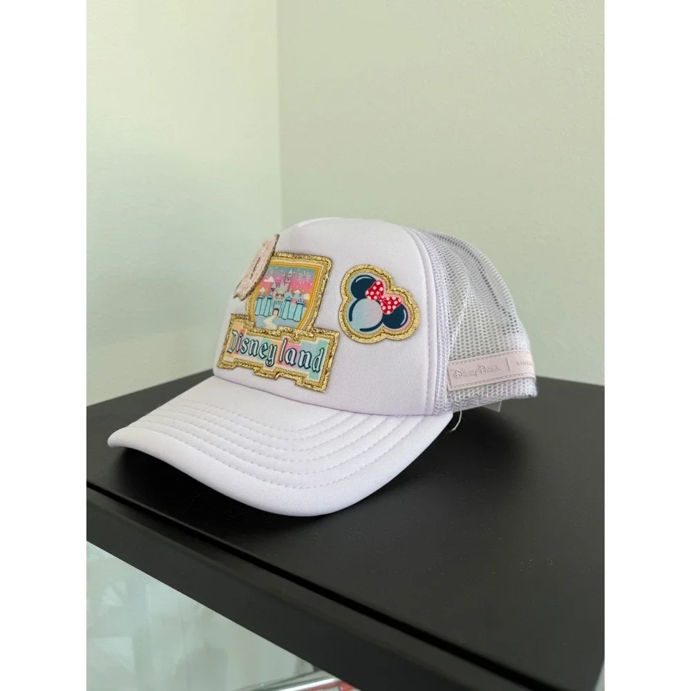 WALT DISNEY WORLD/STONEY CLOVER COLLECTION/PURPLE CAP/LOGOS/NWT/DWPC220616